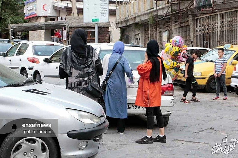 زنان در تهران، تابستان ۱۴۰۰